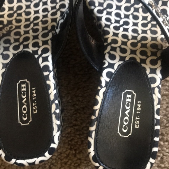 Shoes - Picture 5 of 5